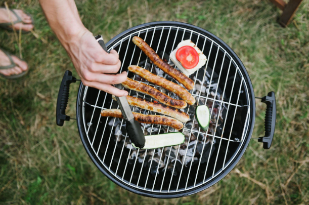 Grillezés az őszi időjárásban: A legjobb kültéri grill és bútor kombinációk